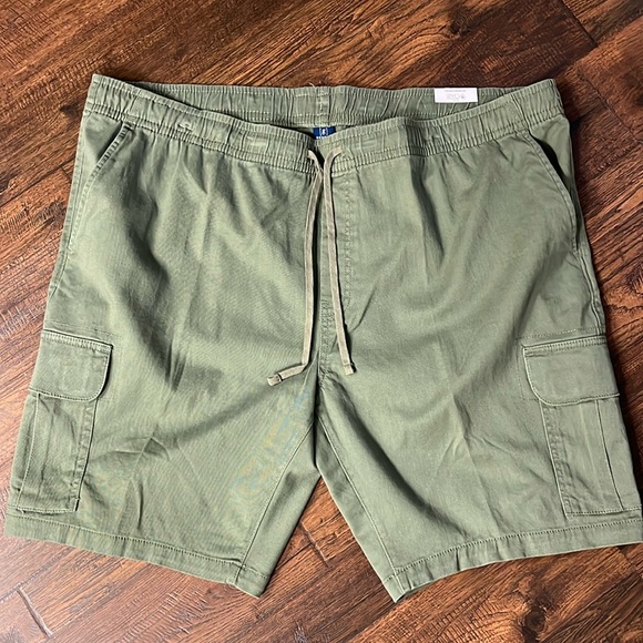 George Big Men Pull On Above the Knee Cargo Size 2XL (44-46) Green Artichoke NWT - Picture 1 of 10